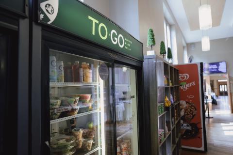 A photo of a fridge with grab and go items.